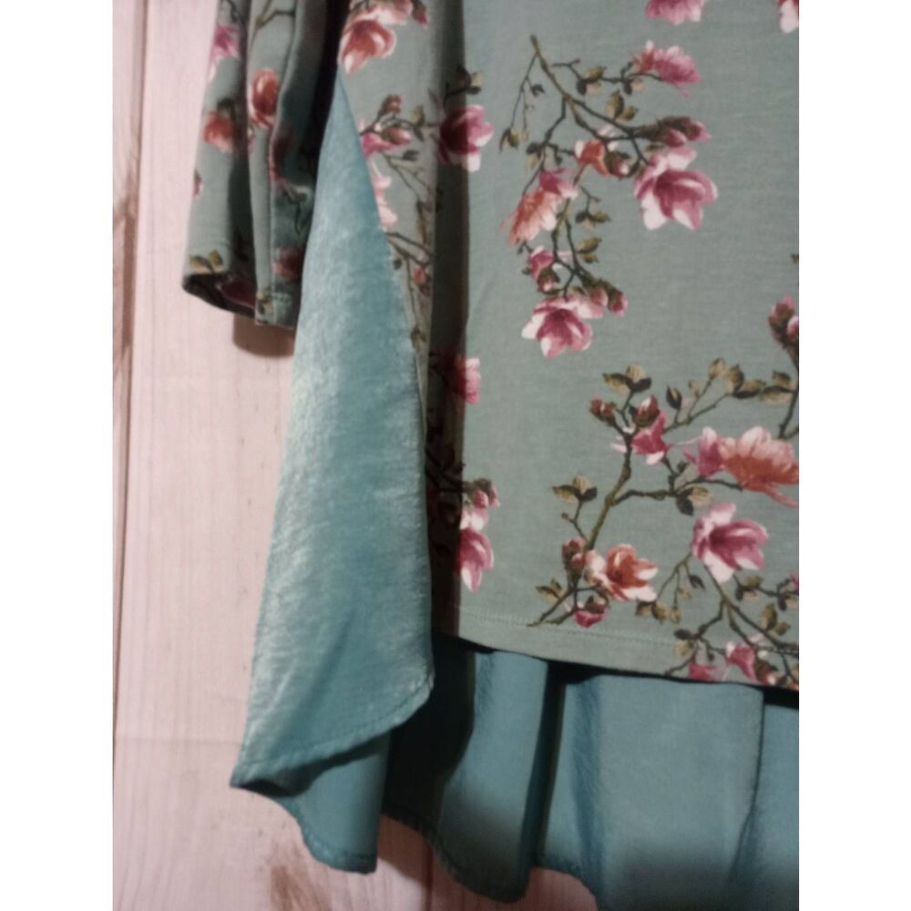 Cameo Appearance Shirt Ladies 1x Turquoise Pink Floral - Picture 4 of 7